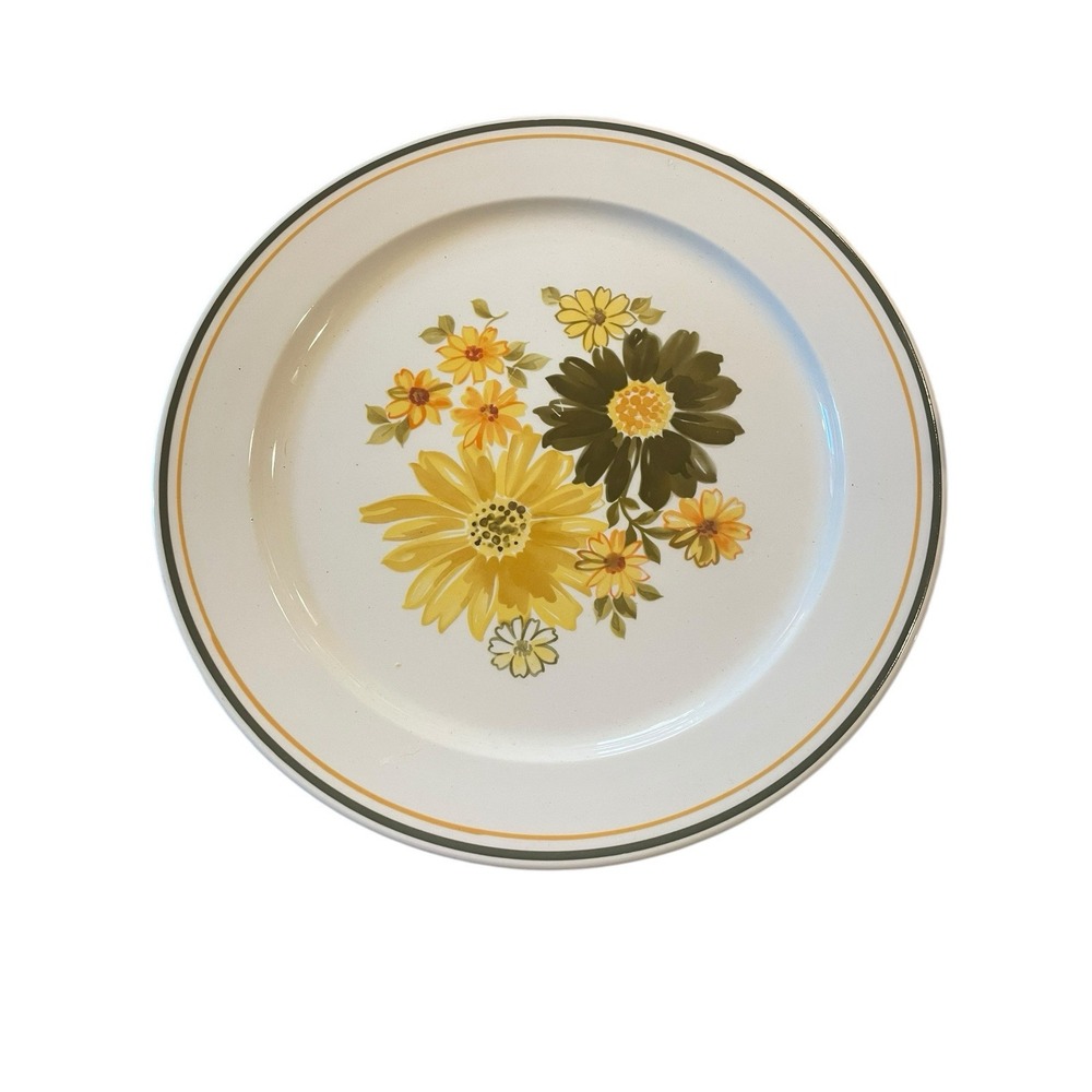 Taylor Smith & Taylor MCM Ironstone Vintage 60's Flower Plate 12 1/2"‎ Yellow